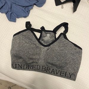 Kindred braverly nursing and maternity sports bra